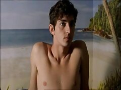 Cô gái 18 xxx video sex vn tuổi